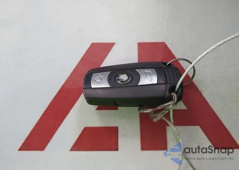 2007 BMW 328Xi from USA, damaged, VIN WBAVC93517K030967